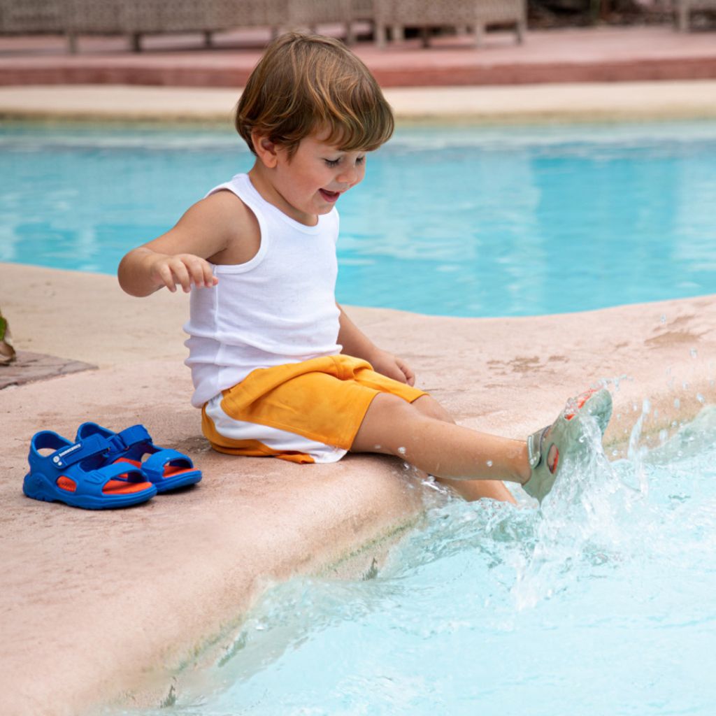 Biomecanics Dětská obuv do vody 232290A - vel.32